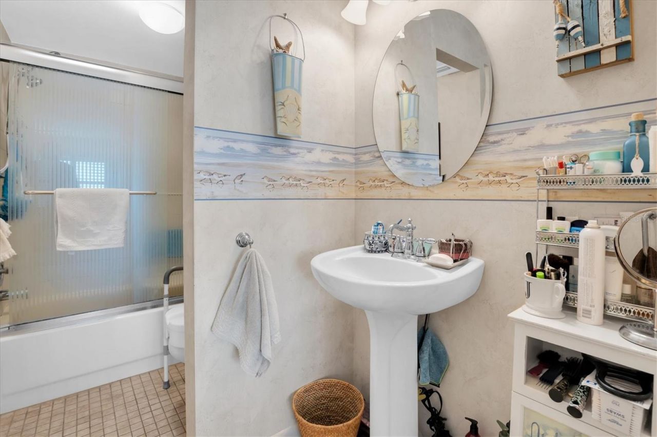 6265 Sun Boulevard, Unit 107, Saint Petersburg, FL 33715 Photo