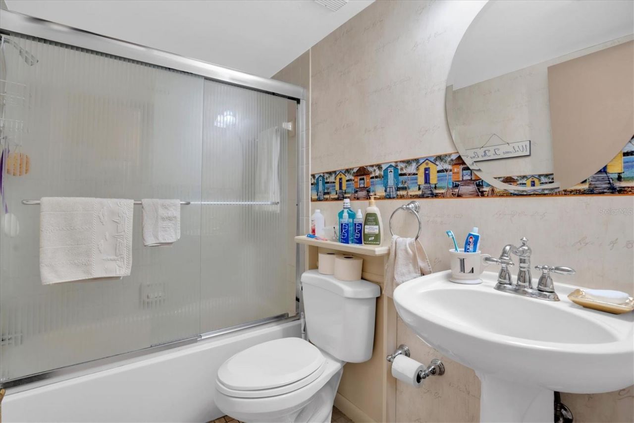 6265 Sun Boulevard, Unit 107, Saint Petersburg, FL 33715 Photo