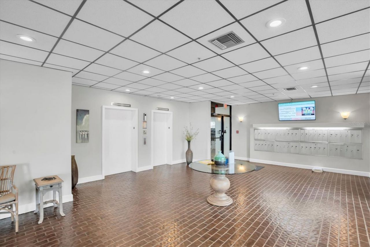 6265 Sun Boulevard, Unit 107, Saint Petersburg, FL 33715 Photo