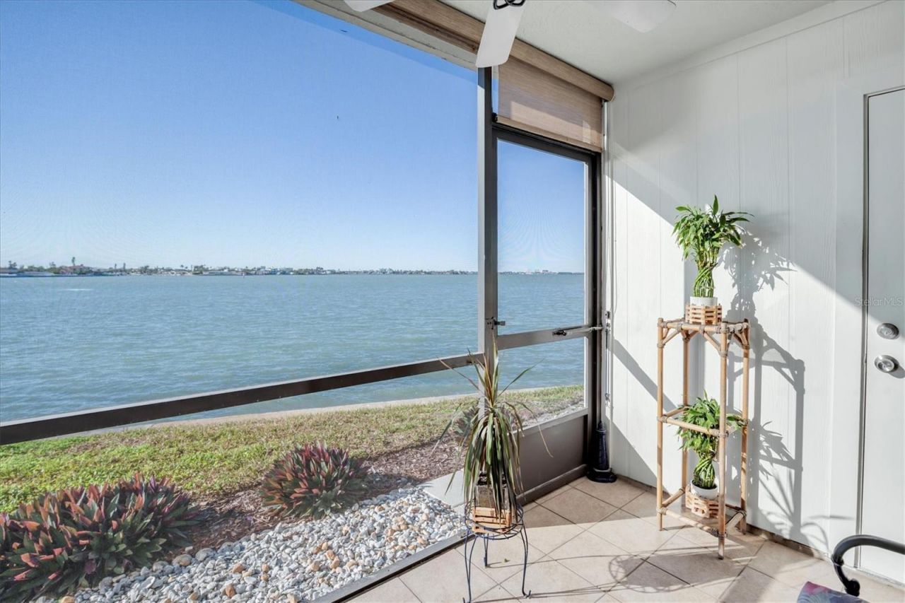 6265 Sun Boulevard, Unit 107, Saint Petersburg, FL 33715 Photo