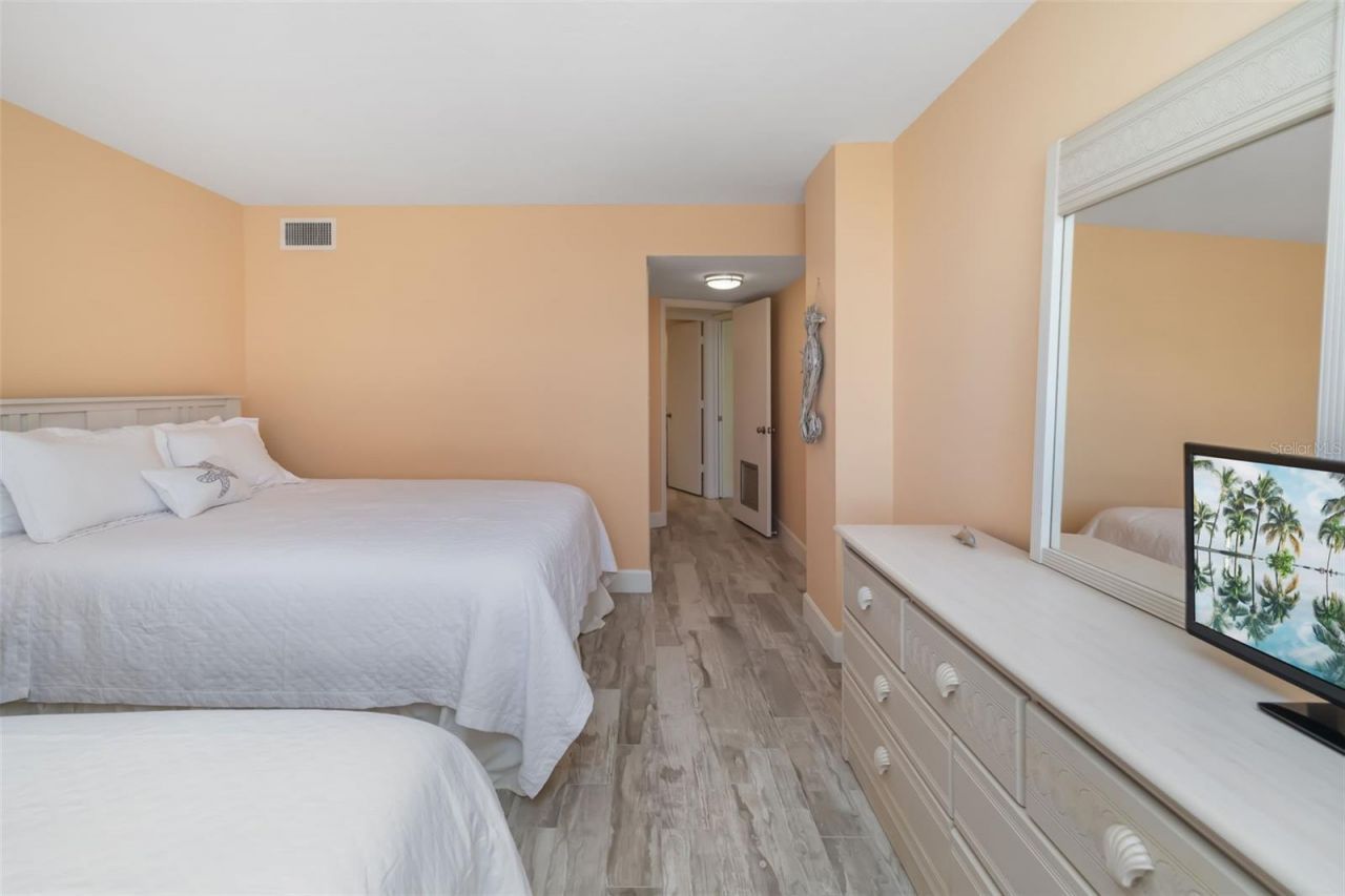 5920 Midnight Pass Road, Unit 704, Sarasota, FL 34242 Photo