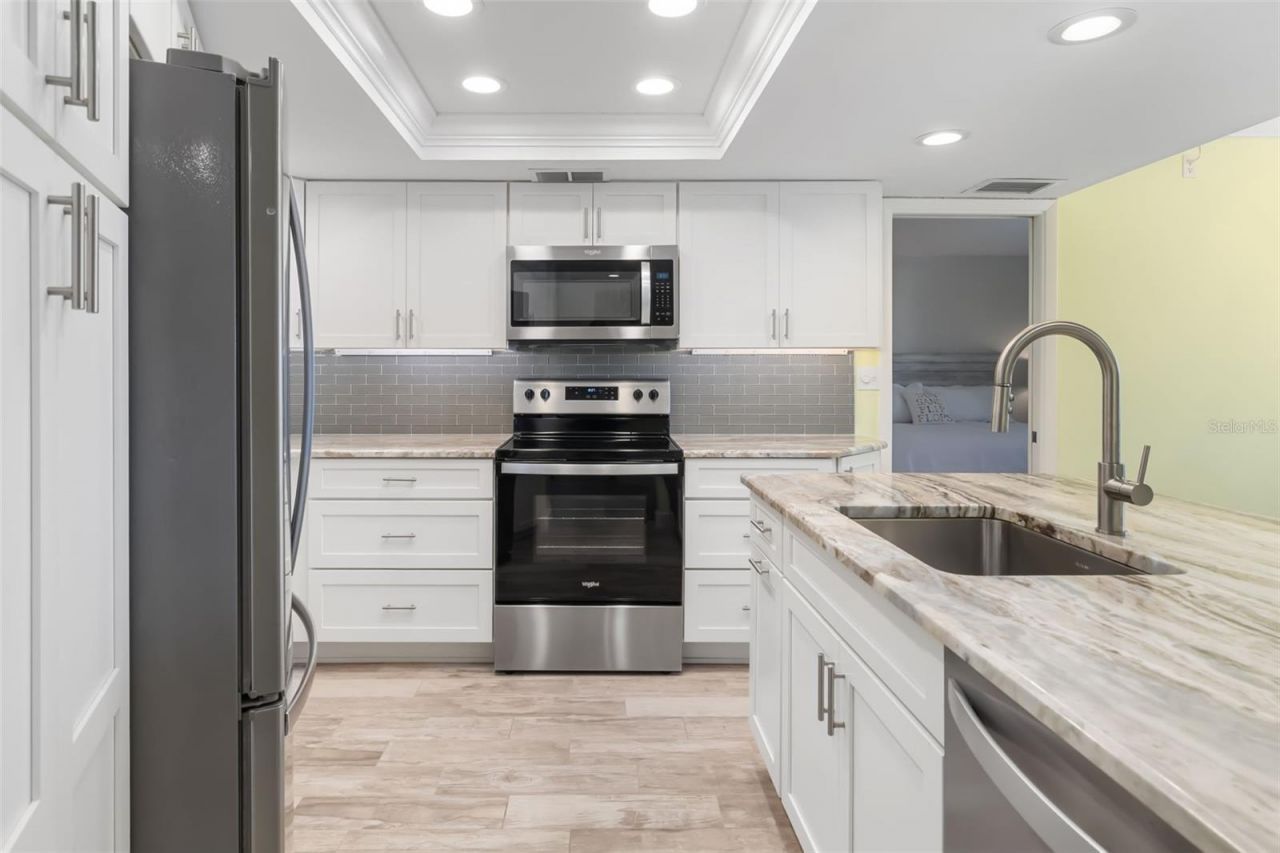 5920 Midnight Pass Road, Unit 704, Sarasota, FL 34242 Photo