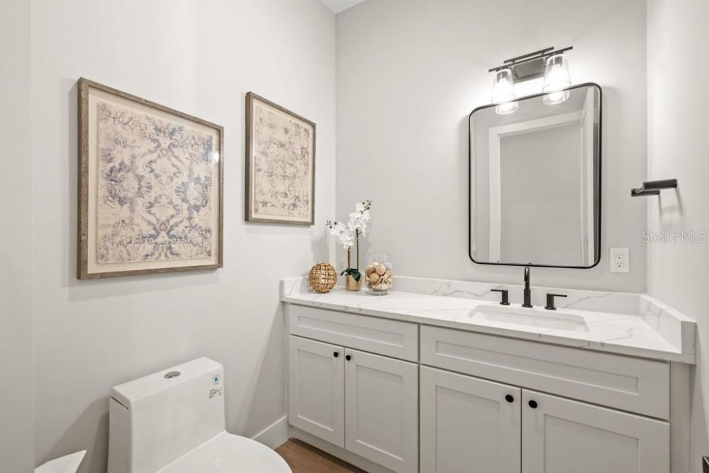 1217 Cloverlawn Avenue, Orlando, FL 32806 Photo