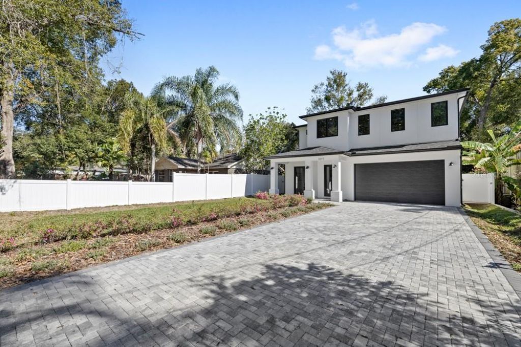 1217 Cloverlawn Avenue, Orlando, FL 32806 Photo