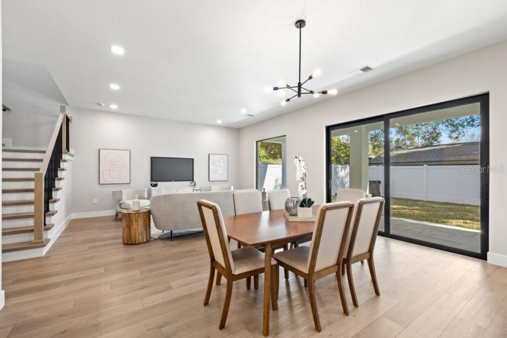 1217 Cloverlawn Avenue, Orlando, FL 32806 Photo