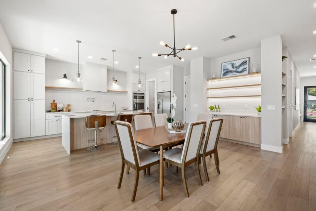 1217 Cloverlawn Avenue, Orlando, FL 32806 Photo