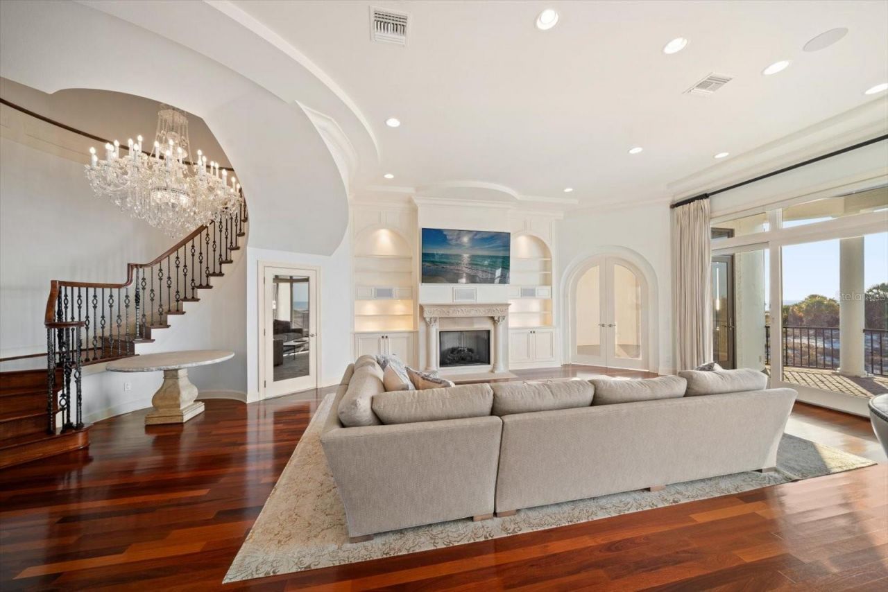 1040 Eldorado Avenue, Clearwater Beach, FL 33767 Photo