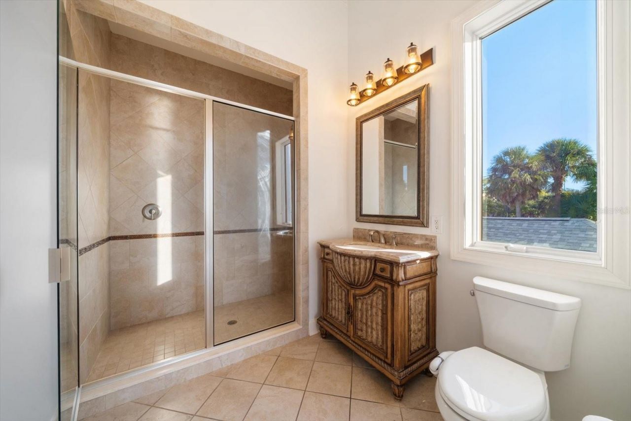 1040 Eldorado Avenue, Clearwater Beach, FL 33767 Photo