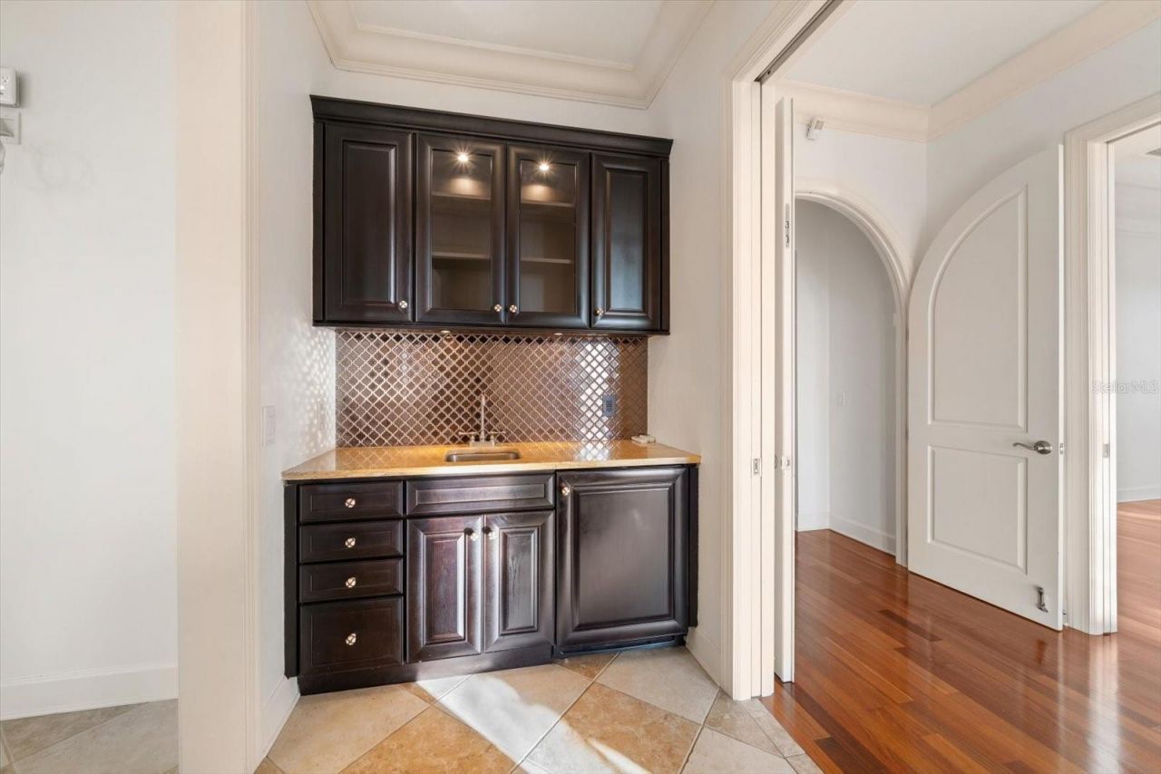 1040 Eldorado Avenue, Clearwater Beach, FL 33767 Photo