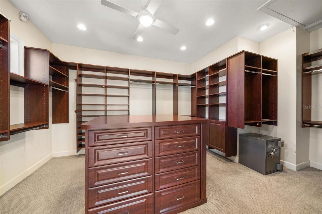 1040 Eldorado Avenue, Clearwater Beach, FL 33767 Photo