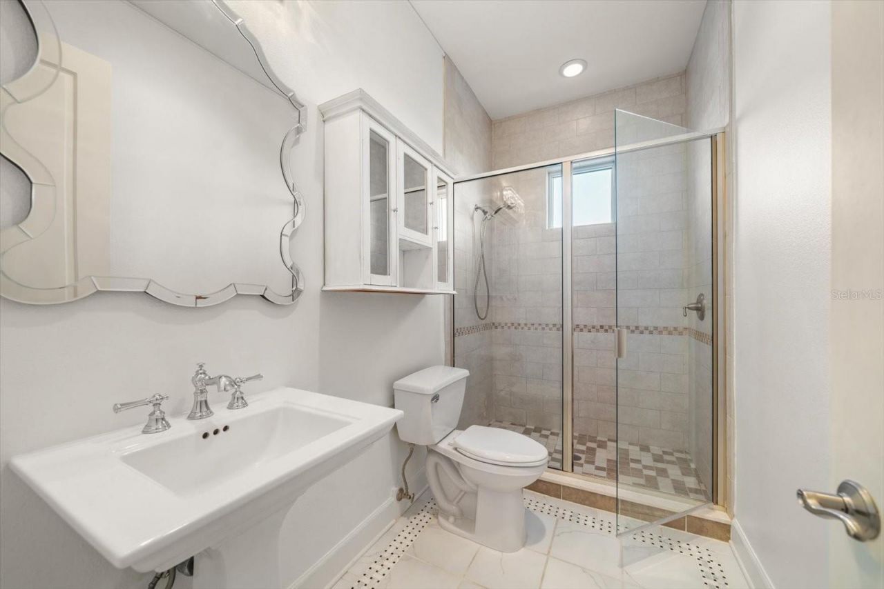 1040 Eldorado Avenue, Clearwater Beach, FL 33767 Photo