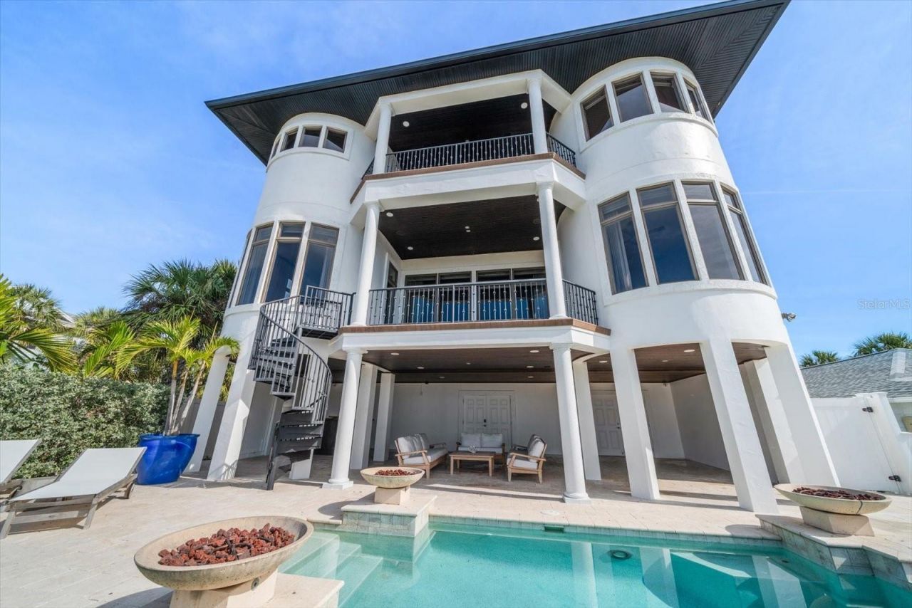 1040 Eldorado Avenue, Clearwater Beach, FL 33767 Photo