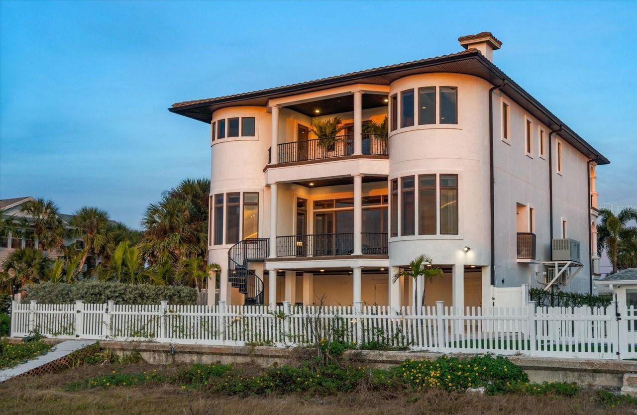 1040 Eldorado Avenue, Clearwater Beach, FL 33767 Photo