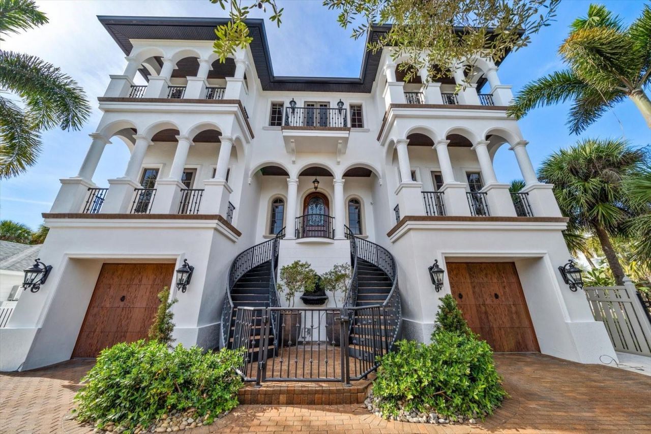 1040 Eldorado Avenue, Clearwater Beach, FL 33767 Photo