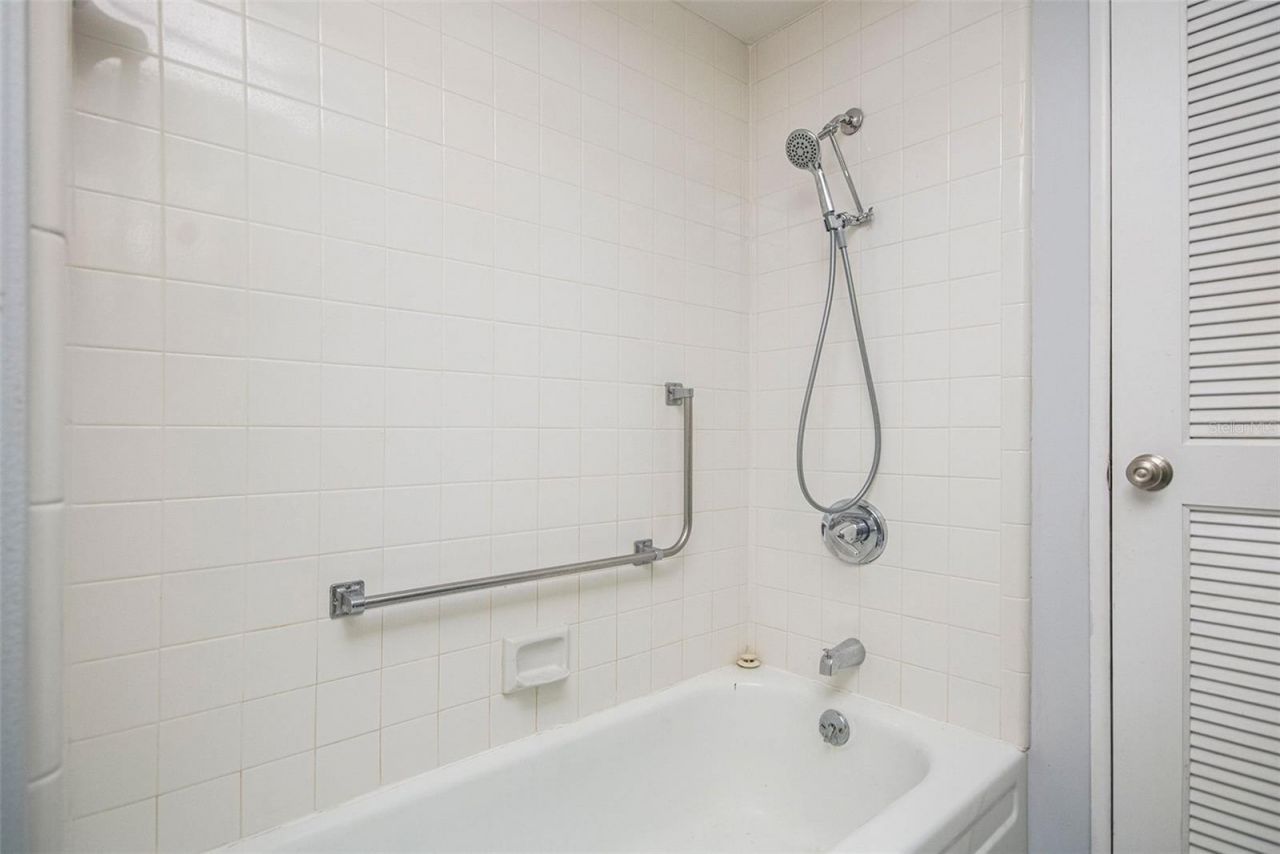 3302 Evergreen Road, Unit 1715, Zellwood, FL 32798 Photo