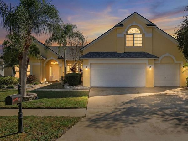 1512 CROOKED STICK DRIVE, VALRICO, FL 33596
