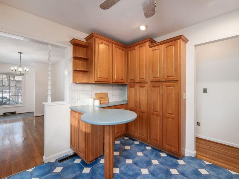 955 Amberly Place, Columbus, OH 43220 Photo 25