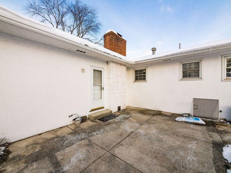 955 Amberly Place, Columbus, OH 43220 Photo 42