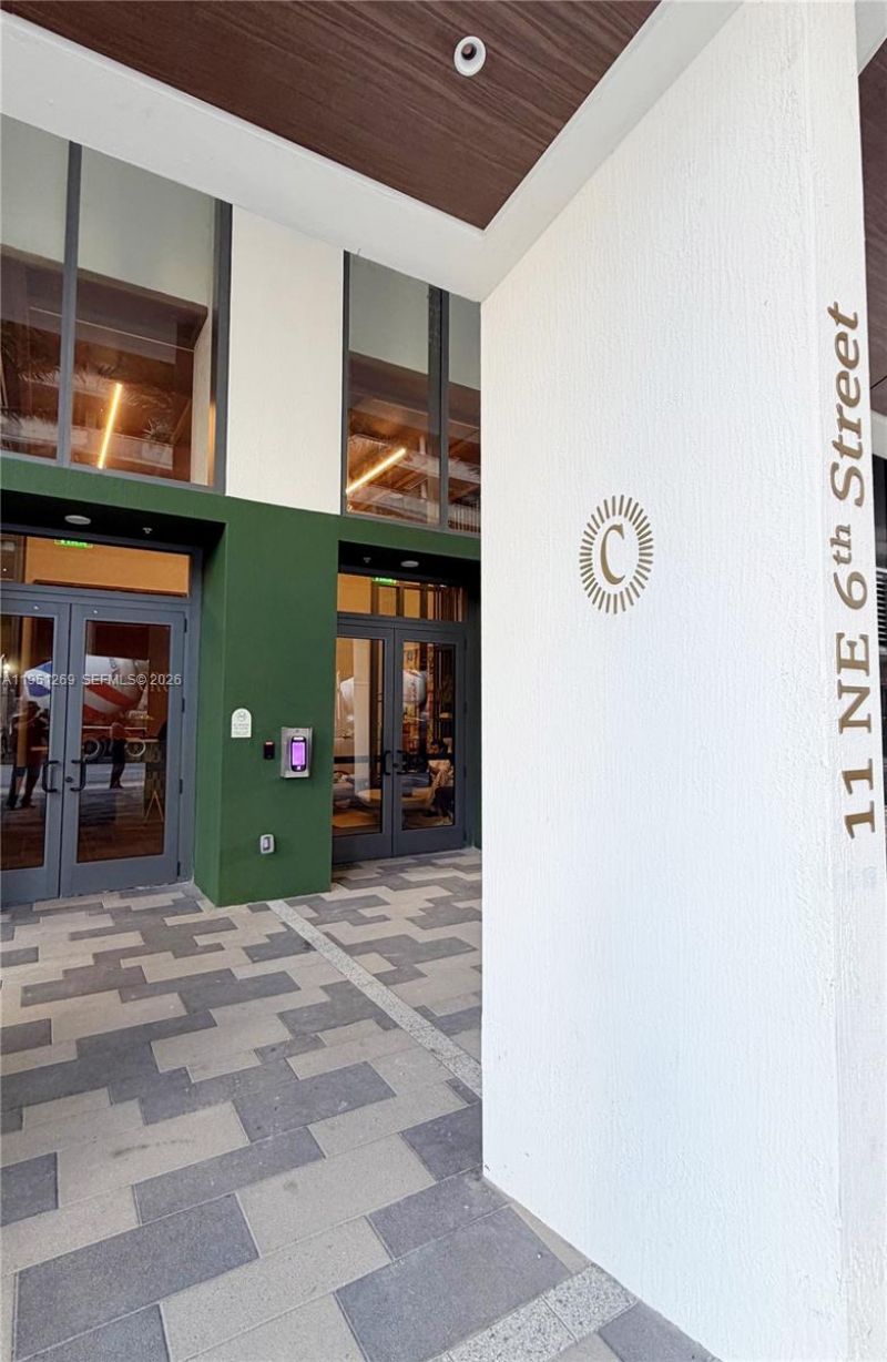 11 NE 6th St, Unit 1109, Miami, FL 33132 Photo