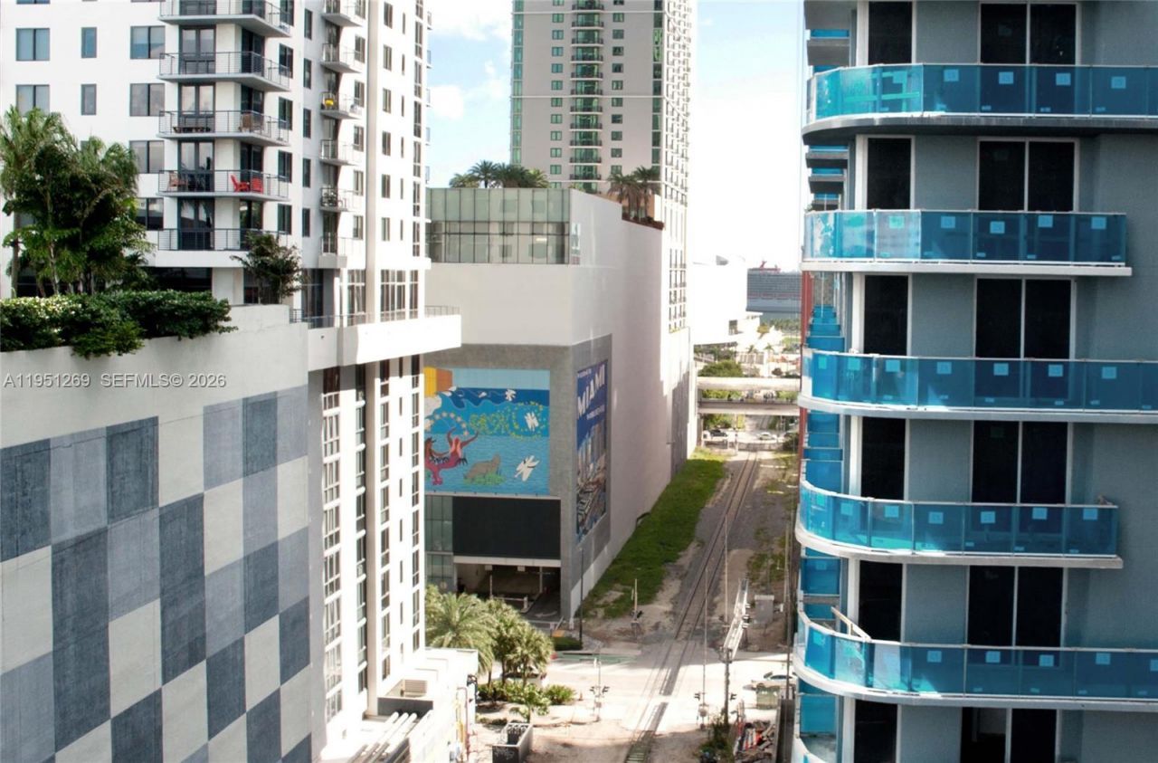 11 NE 6th St, Unit 1109, Miami, FL 33132 Photo