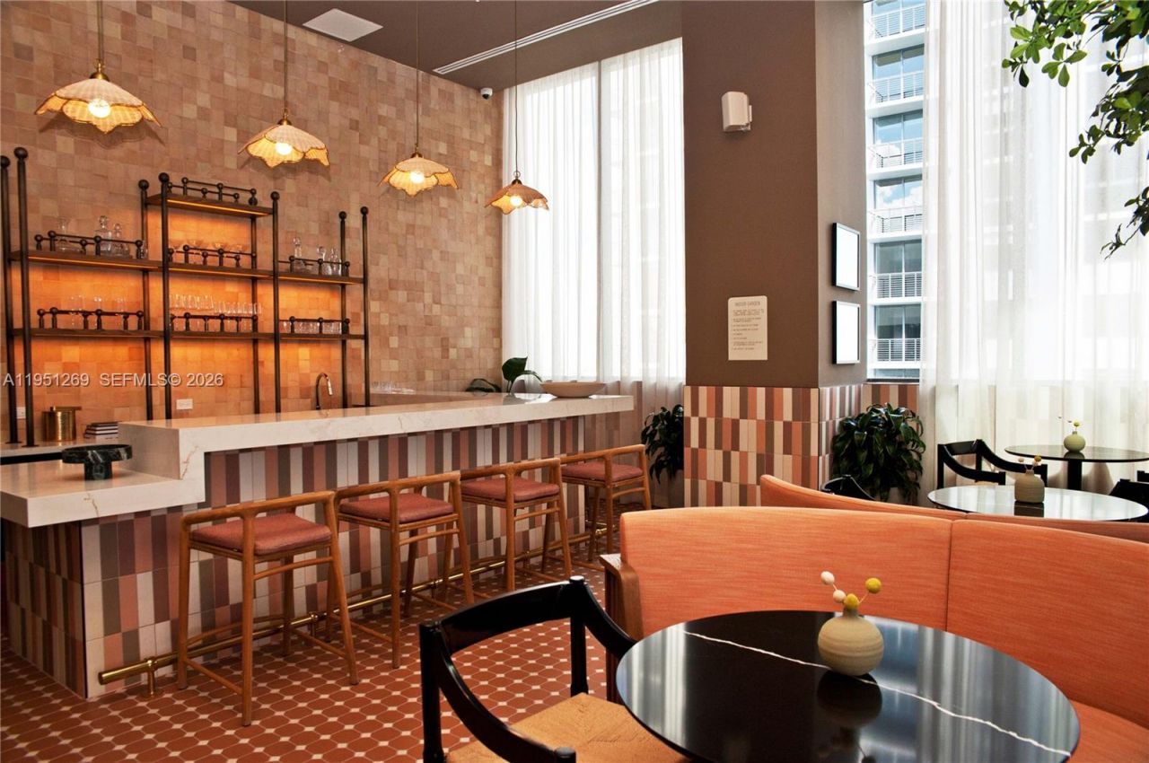 11 NE 6th St, Unit 1109, Miami, FL 33132 Photo