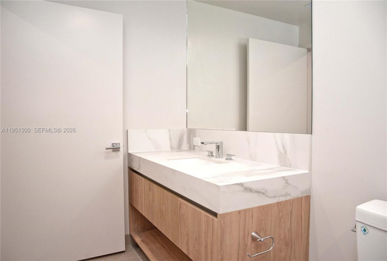 11 NE 6th St, Unit 1109, Miami, FL 33132 Photo