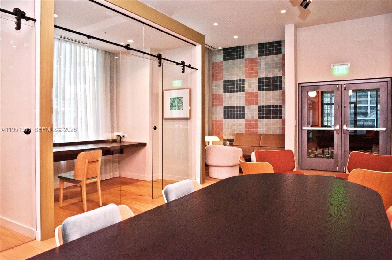 11 NE 6th St, Unit 1109, Miami, FL 33132 Photo