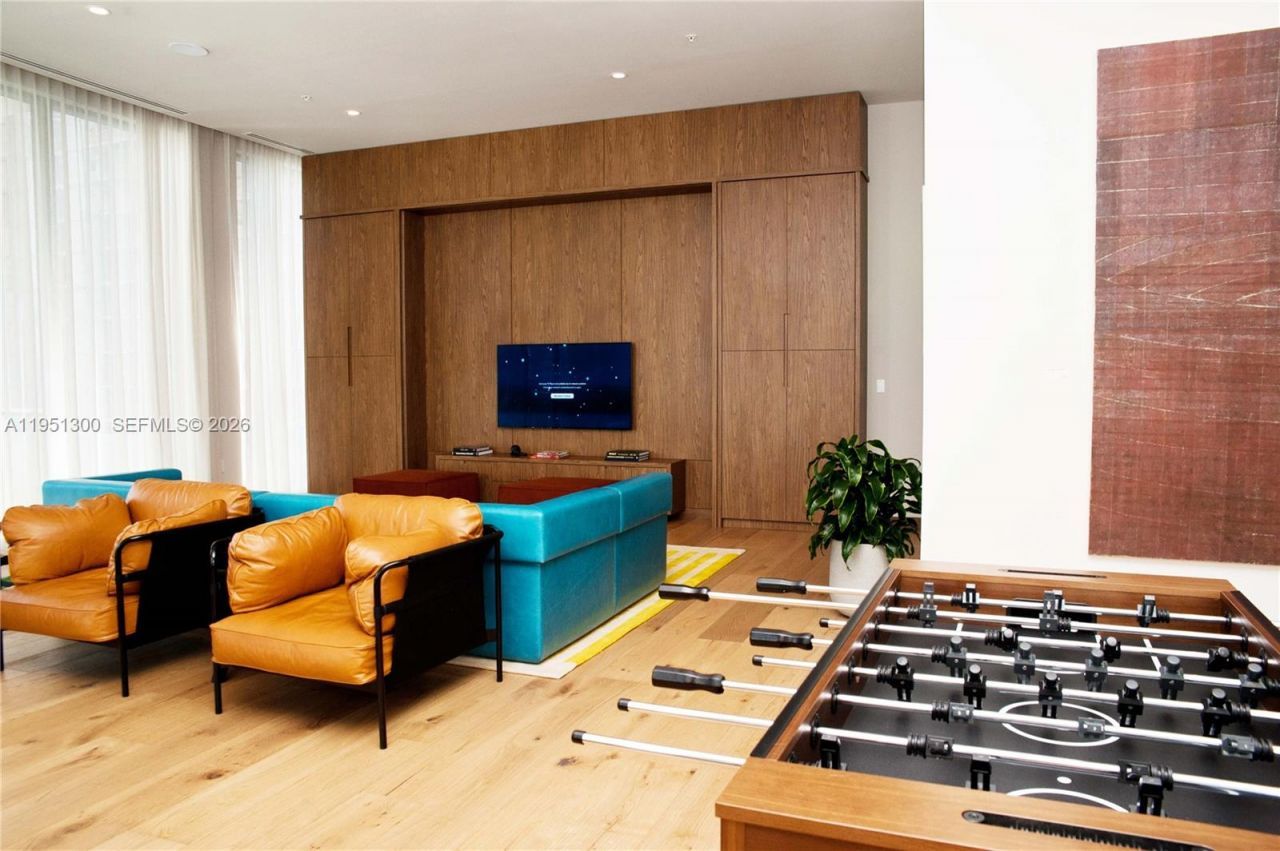 11 NE 6th St, Unit 1109, Miami, FL 33132 Photo