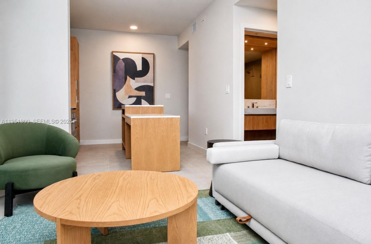 11 NE 6th St, Unit 1109, Miami, FL 33132 Photo