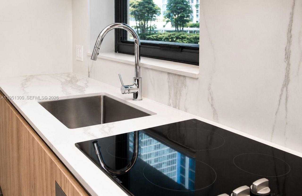 11 NE 6th St, Unit 1109, Miami, FL 33132 Photo