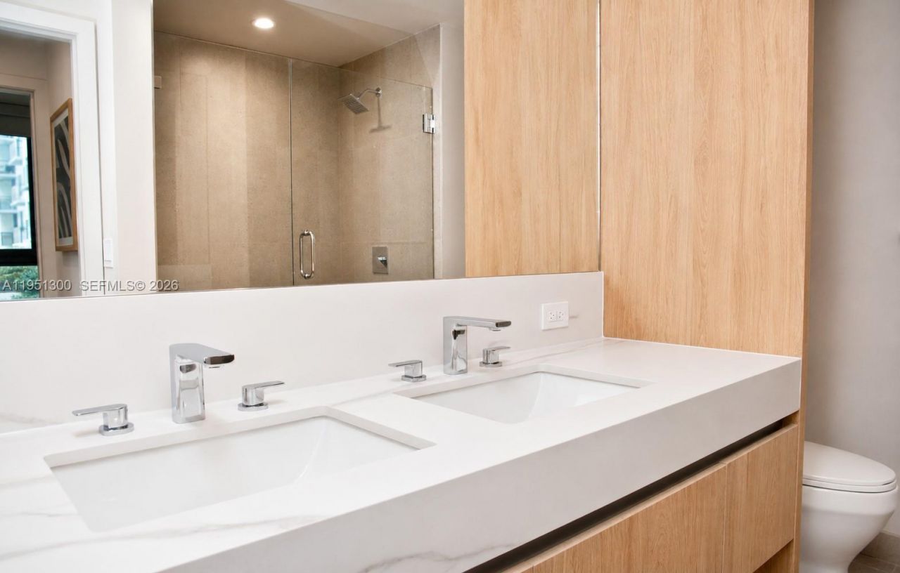 11 NE 6th St, Unit 1109, Miami, FL 33132 Photo