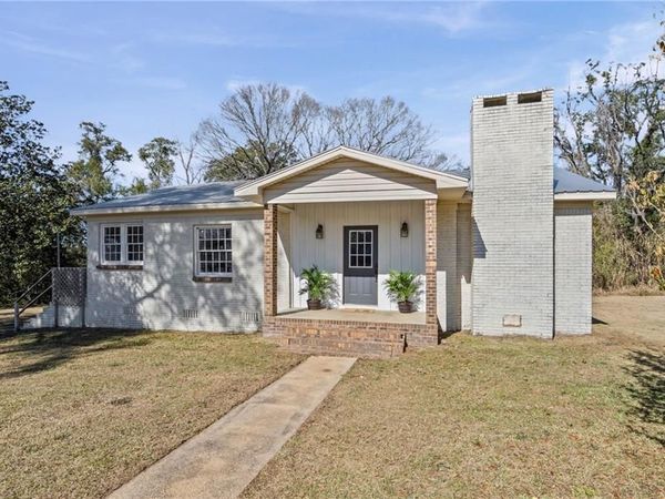 6601 Private Road 181, Eight Mile, AL 36613