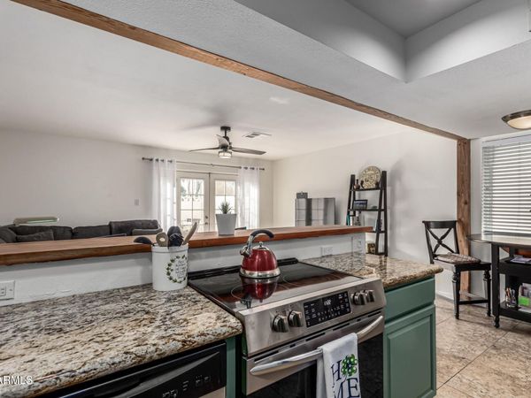 6040 N 15TH Street, Unit 27, Phoenix, AZ 85014