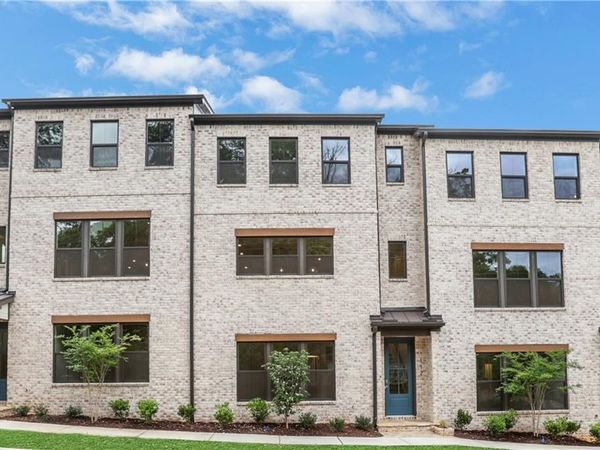 112 Bridgecrest Road, Roswell, GA 30075