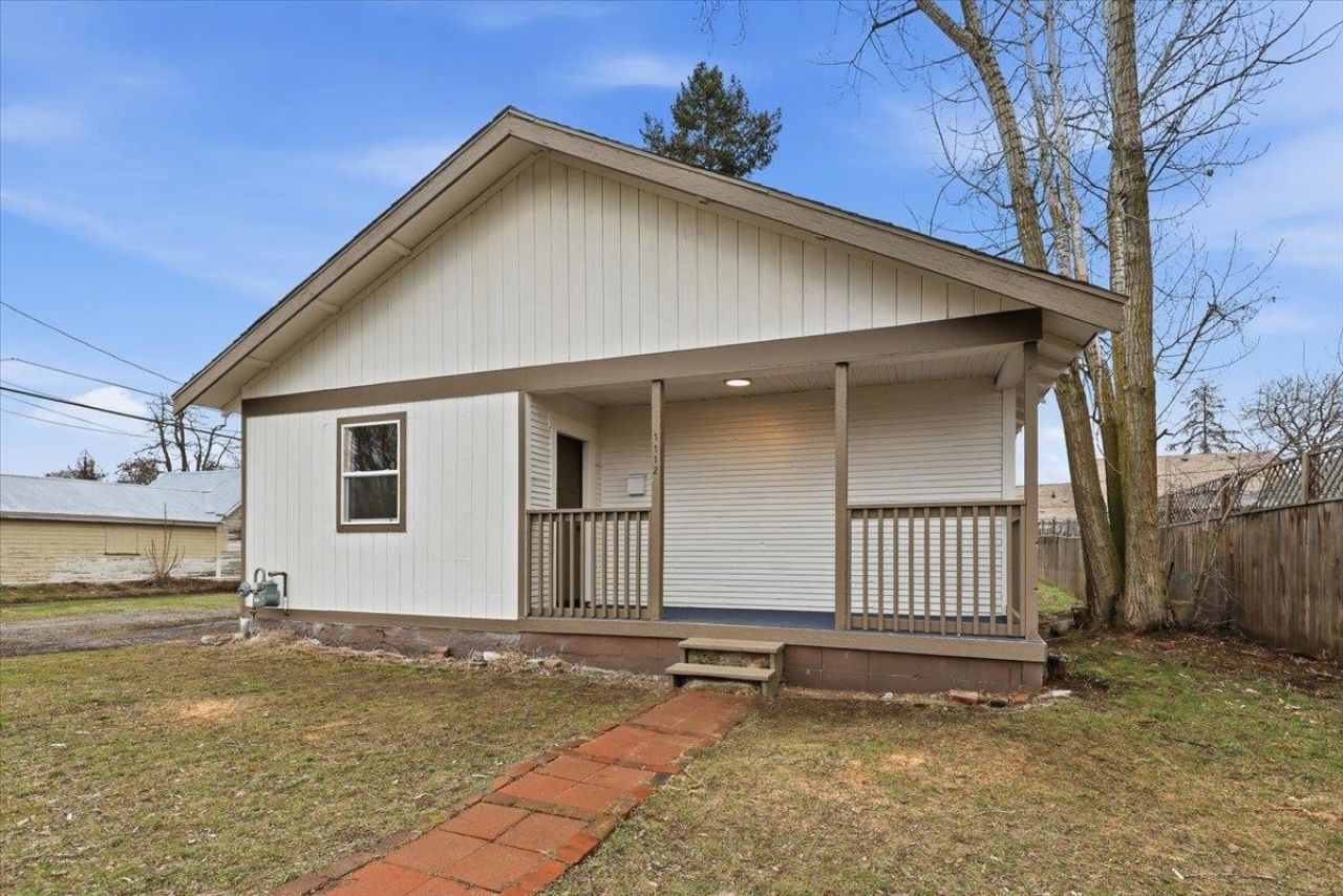 1112 N Stone St, Spokane, WA 99202 Main Photo