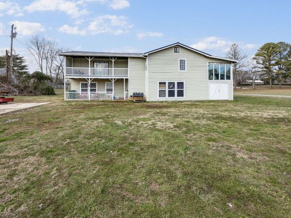 214 Earle St, Cowan, TN 37318