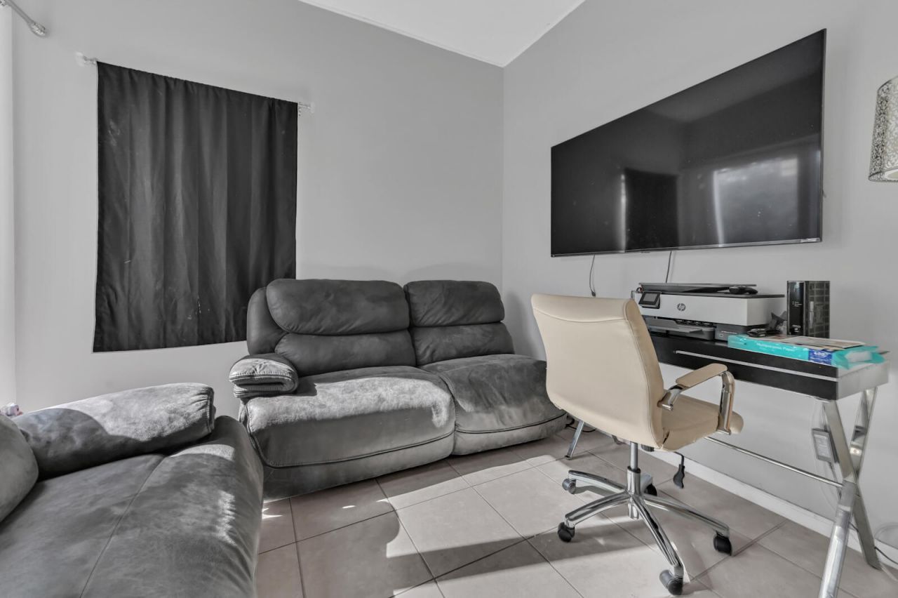 5120 Foxhall Drive S, West Palm Beach, FL 33417 Photo