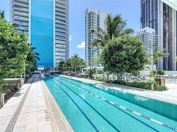 700 NE 26th Ter, Unit 2404, Miami, FL 33137