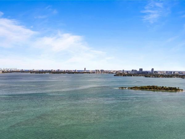 700 NE 26th Ter, Unit 2404, Miami, FL 33137