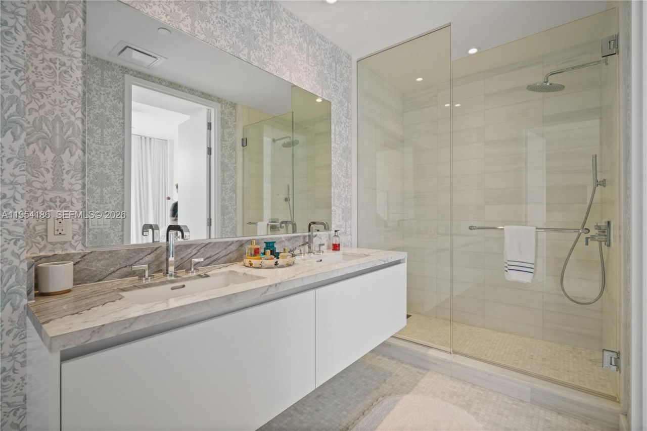 700 NE 26th Ter, Unit 2404, Miami, FL 33137 Photo