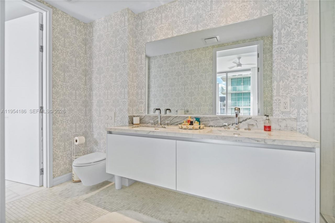 700 NE 26th Ter, Unit 2404, Miami, FL 33137 Photo