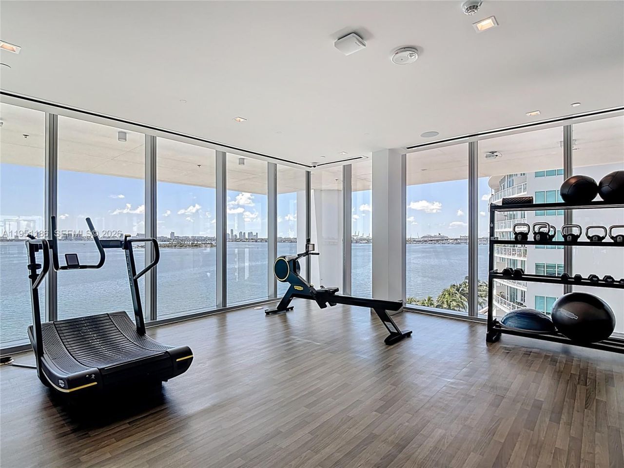 700 NE 26th Ter, Unit 2404, Miami, FL 33137 Photo