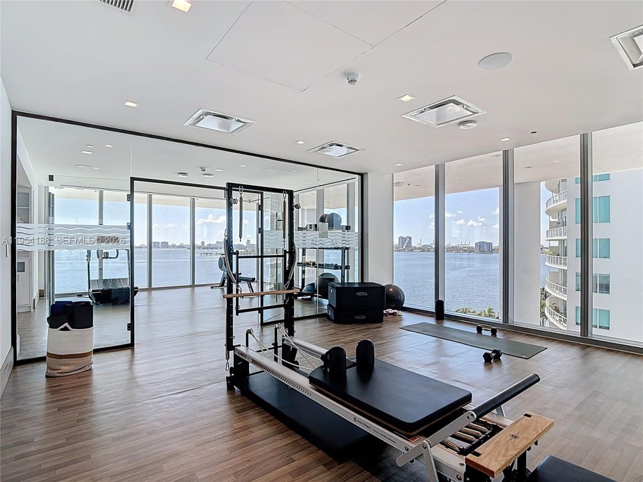 700 NE 26th Ter, Unit 2404, Miami, FL 33137 Photo