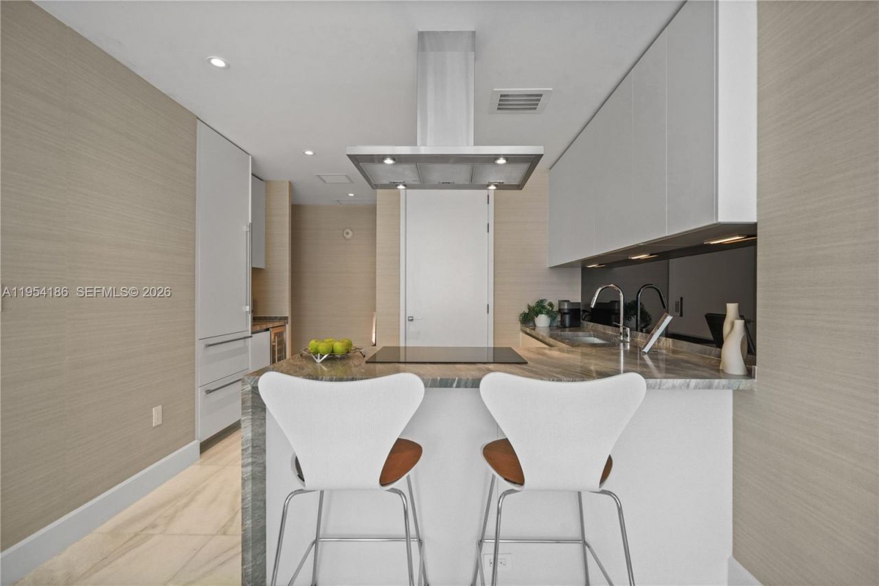 700 NE 26th Ter, Unit 2404, Miami, FL 33137 Photo