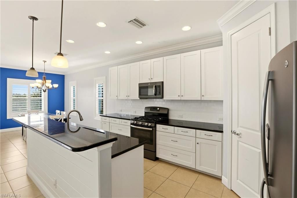 8554 Big Mangrove Dr, Fort Myers, FL 33908 Photo