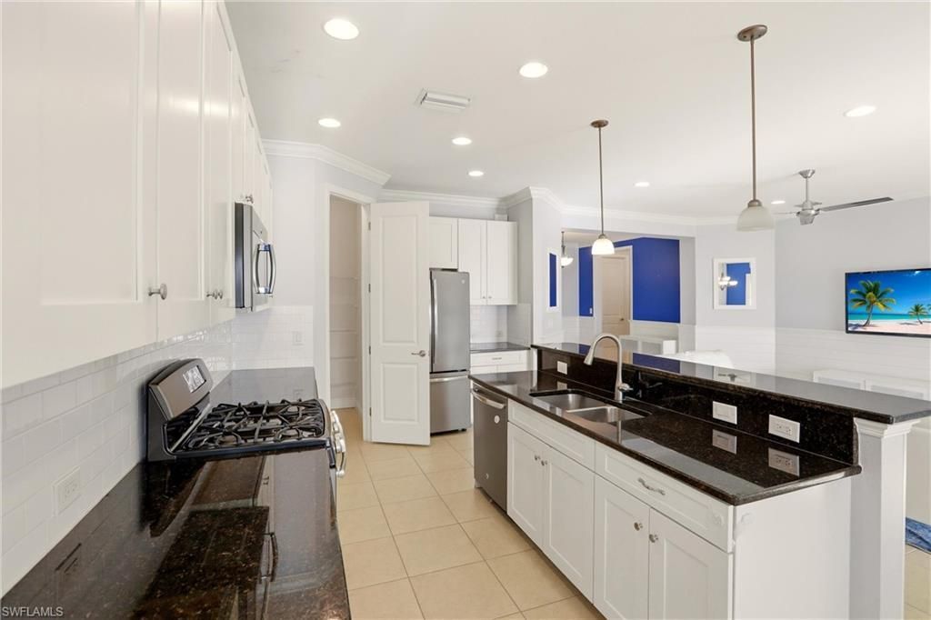 8554 Big Mangrove Dr, Fort Myers, FL 33908 Photo