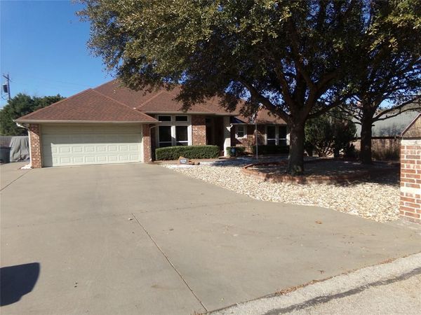 6316 Carrizo Drive, Granbury, TX 76049