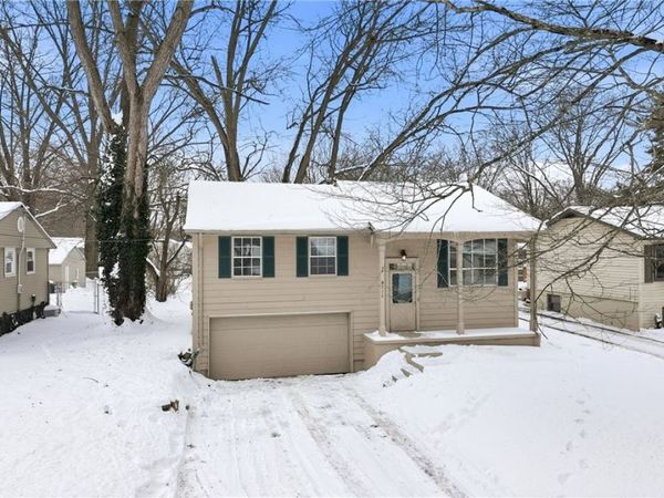 7736 Anderson Avenue NE, Warren, OH 44484