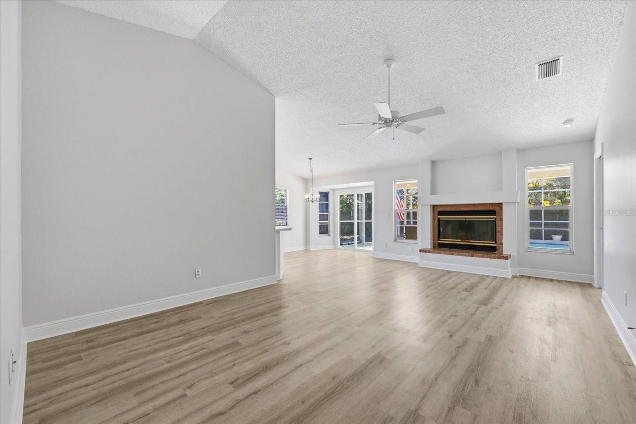 8132 Perth Drive, Largo, FL 33773 Photo