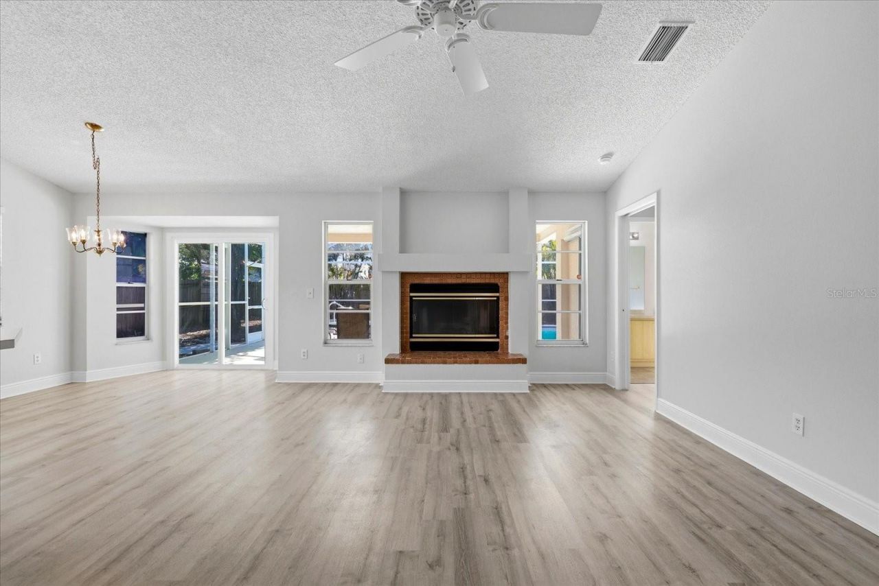 8132 Perth Drive, Largo, FL 33773 Photo